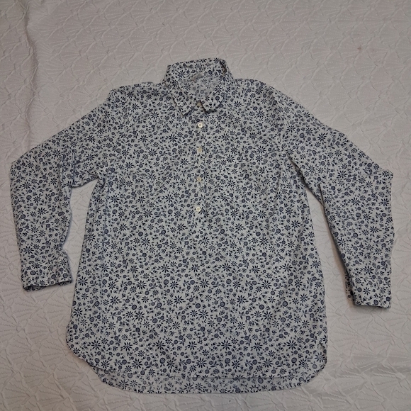 GAP Women's  Size S White and Blue Patterned Shirt - Picture 7 of 15